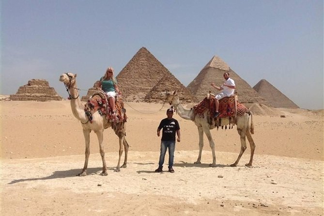 Day Tour to Giza Pyramids With Camel Ride and Egyptian Museum in Cairo