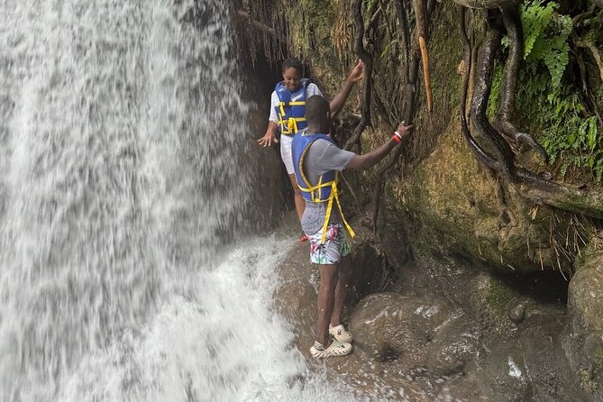 Day Trip to Blue Hole, Dunns River and River Tubing With LUNCH - Good To Know
