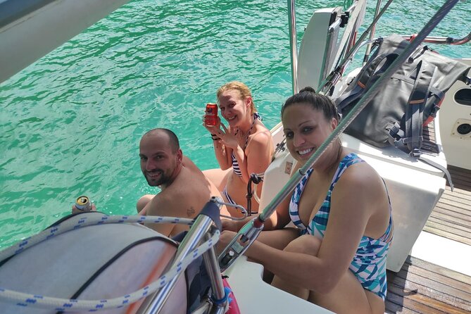 Day Trip to the Caribbean Sea on a Beautiful Sailboat - Includes Lunch