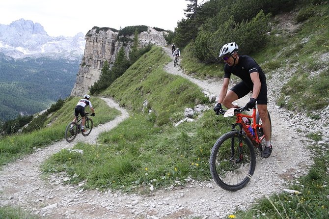 Day With Private Bicycle Guide in Cortina Dampezzo