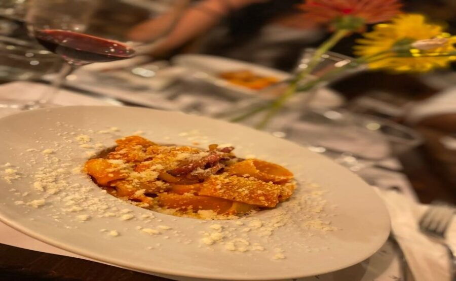 Delicious Roman Dinner & Juicy Roman History - Historical Insights