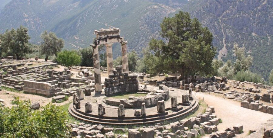 Delphi: Guided Tour Ancient Greek Meditation Practice