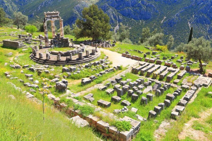 Delphi: Private Day Tour From Athens With Luxurious Vehicle - Good To Know