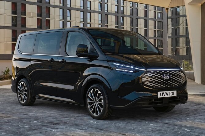 Departure Private Transfer From DUSseldorf City to DUS Airport by Minivan - Good To Know