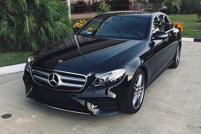Departure Private Transfer: Johannesburg to Tambo Airport JNB in Business Car