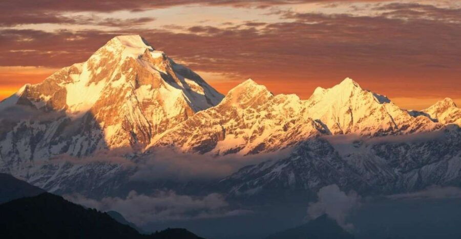 Dhaulagiri Circuit Trek (15 Days)