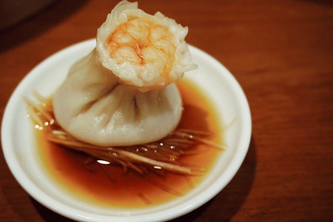 Din Tai Fung Dinner Experience and Acrobatics Show in Shanghai - Good To Know