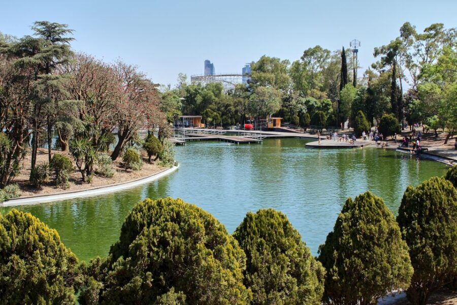 Dinner at El Lago Lakeside Restaurant Mexico City