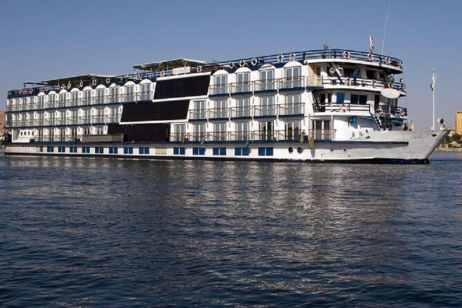 Dinner Cruise Buffet Style With Tanoura and Belly Dance