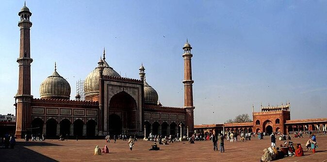 Discover Old Delhi: 4-Hour Evening Walking Tour Includes Guide & Dinner - Good To Know