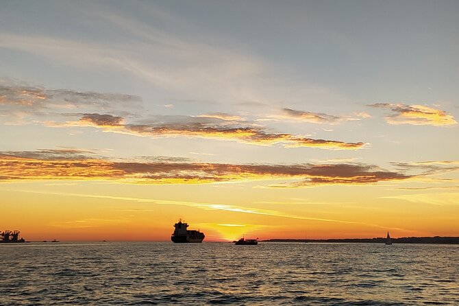 Discover the Best of Lisbon Sunset Sail Tour - Good To Know