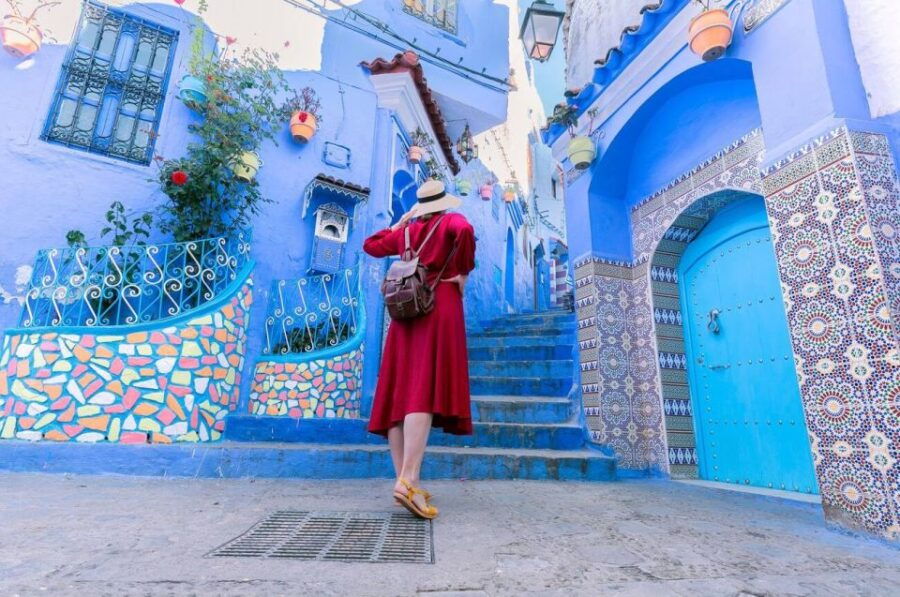 Discover the Blue Pearl - a Walking Tour Through Hidden Gems