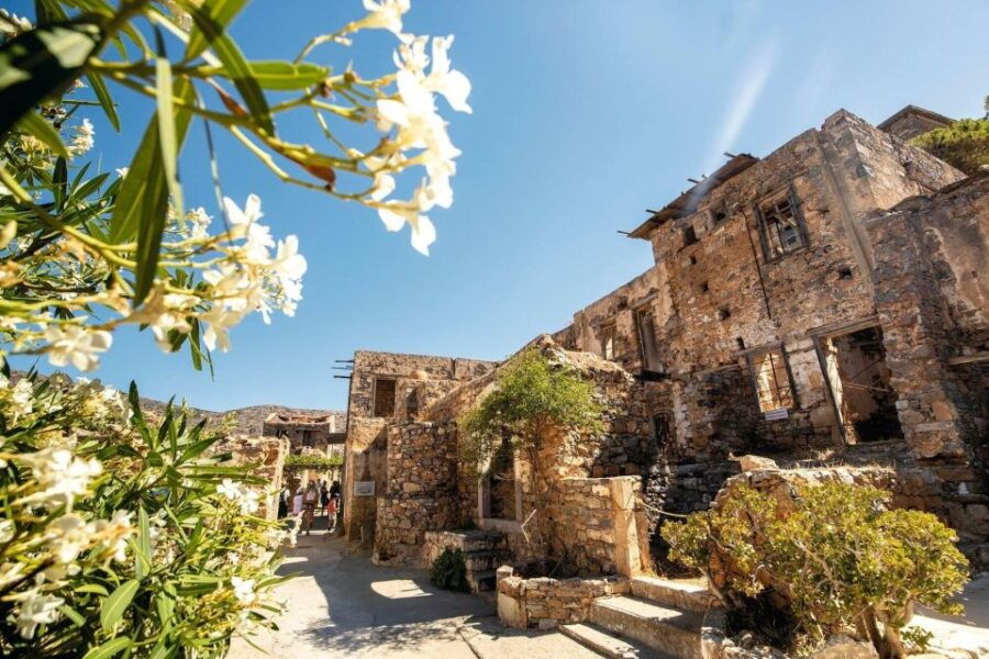 Discover the Fascinating History of the Islet of Spinalonga - Good To Know