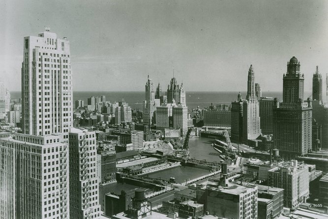 Discovering Vintage Chicago: A Self-Guided Audio Tour of the Loop