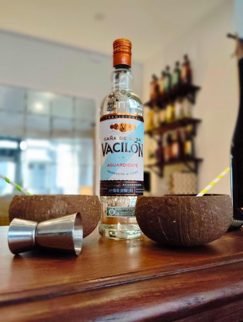 Discovery of the Cuban Cocktail Canchanchara - Good To Know