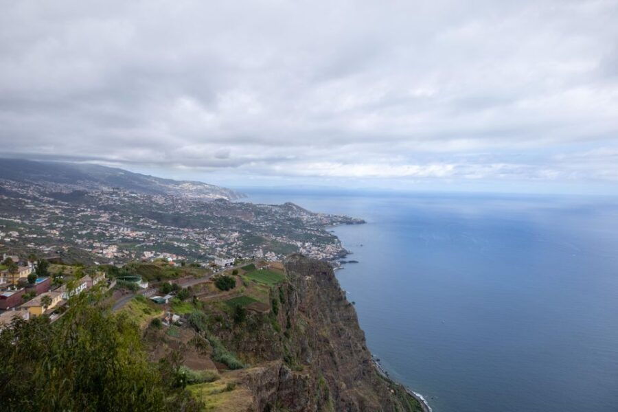 Do Funchal – Câmara De Lobos & Sky Walk Tuk Tuk Tour (2h30)