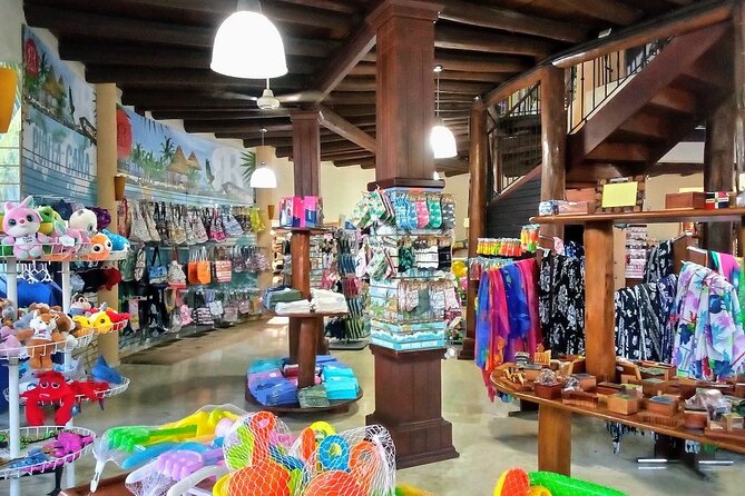 Don Lucas Cigar Factory, Rum Tasting, Cocoa Factory, Souvenirs - Good To Know