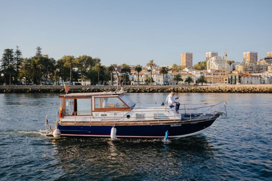 Douro River: Exclusive American Vessel Boat Tour