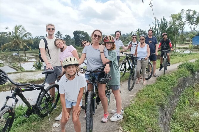 Downhill Bali Countryside Cycling Tour in Ubud