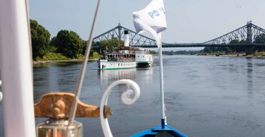 Dresden: Bridges River Tour
