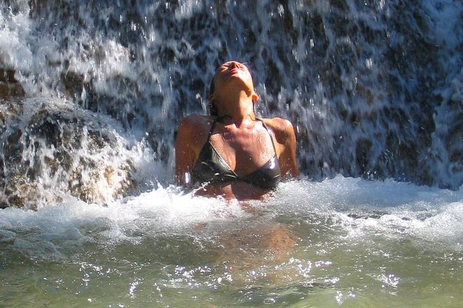 Dunns River Falls, Shopping and Lunch - Good To Know