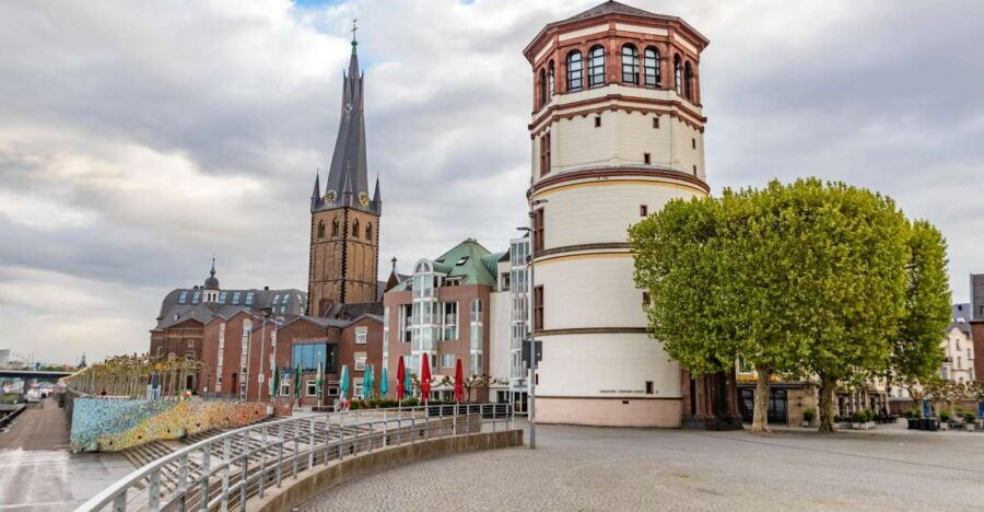 Dusseldorf: Capture the Most Photogenic Spots With a Local