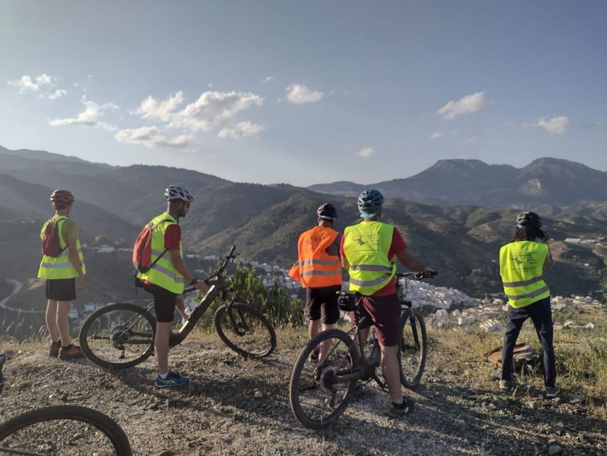 EBike MTB Traditional Pastry Workshop in National Park