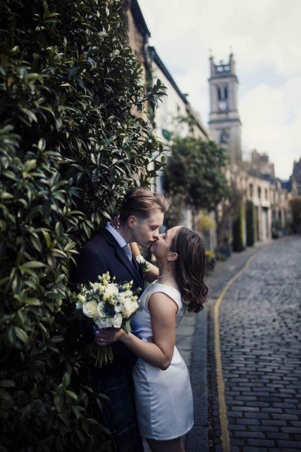 Edinburgh Best Spots: Professional Photoshoot