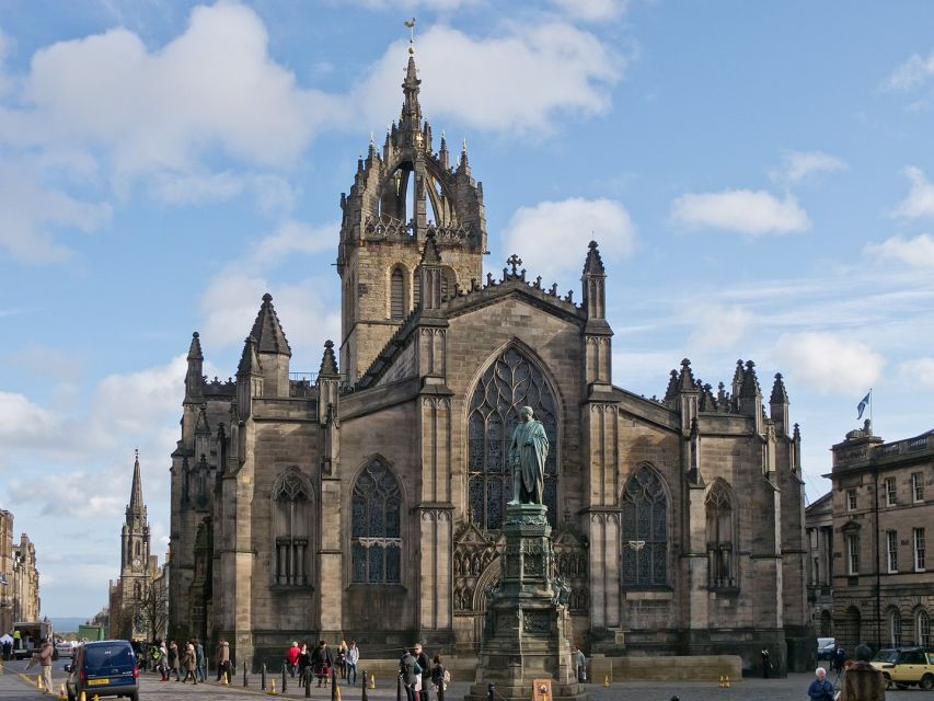 Edinburgh City: Self-Guided Audio Walking Tour