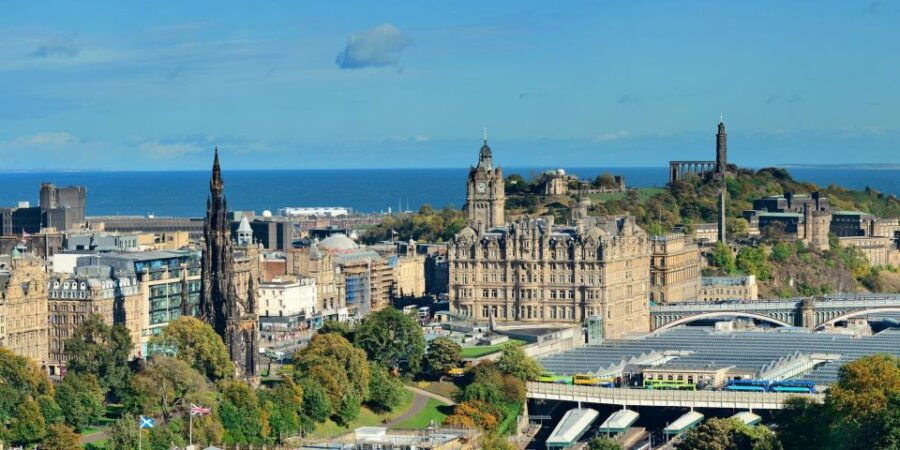 Edinburgh: Private Architecture Tour With a Local Expert