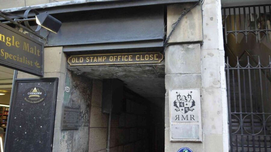 Edinburgh's Royal Mile: A Self-Guided Audio Tour - Good To Know