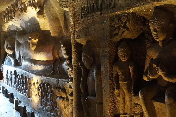 Ellora and Ajanta Caves 2-Day Taxi Service From Aurangabad