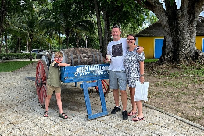 Enjoy Island Tour With Bahamas Private Transport and Tours Company Ltd