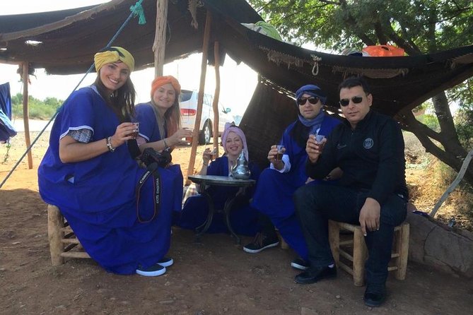 Escape Marrakech: Agafay Desert & Lalla Takerkoust Lake Day Trip" - Good To Know