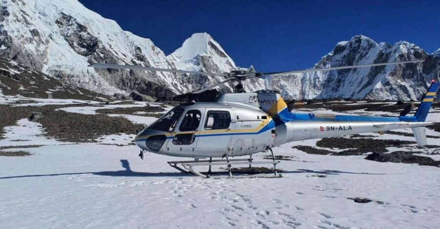 Everest Base Camp: Budget 3 Hour Helicopter Sightseeing Tour