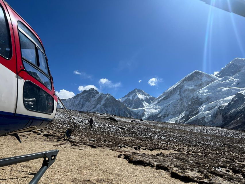 Everest Base Camp: Helicopter Landing Tour (4-5 Hours)