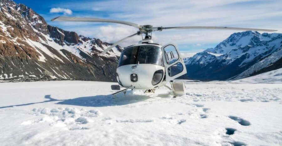 Everest Helicopter Tour With Guaranteed Landing One Day