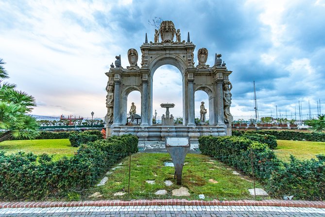 Exclusive Private Guided Tour Through the History of Naples With a Local