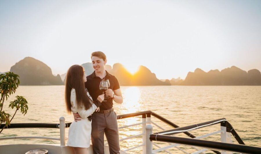 Experience Ha Long Bay 1 Day Tour With 5 Stars Cruise
