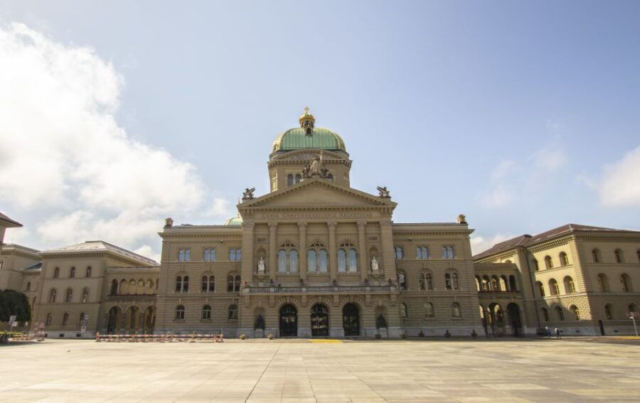 Explore the Best Guided Intro Tour of Bern With a Local