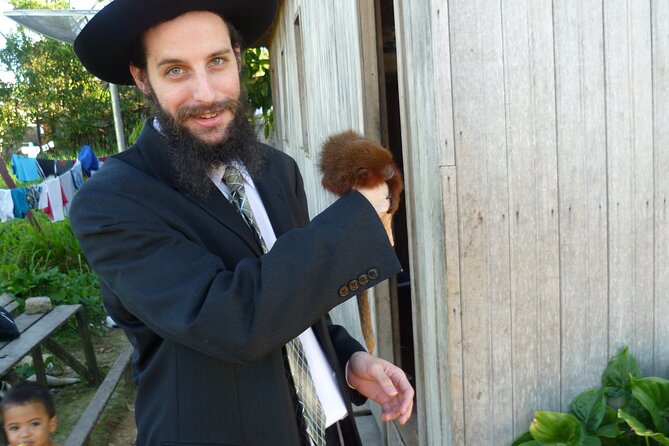 Exploring Manaus: Engaging Jewish Tour in Amazon