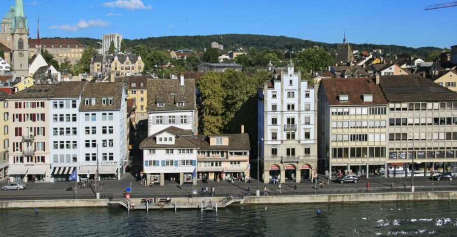 Express Walk of Zurich With a Local