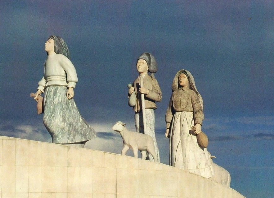 Fátima Holy City Full Day Tour