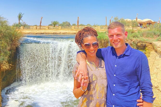 Fayoum Oasis Tour by 4x4 Car Valley of the Whales & Waterfalls