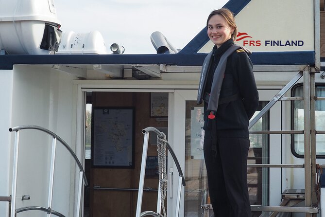 Ferry to Suomenlinna Fortress Island