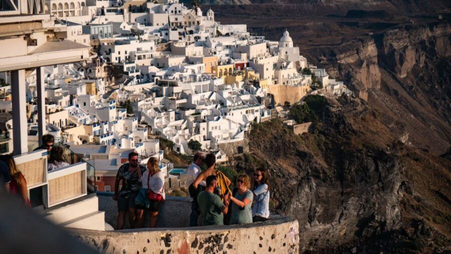 Fira: Walking Tour With Cable Car Ride