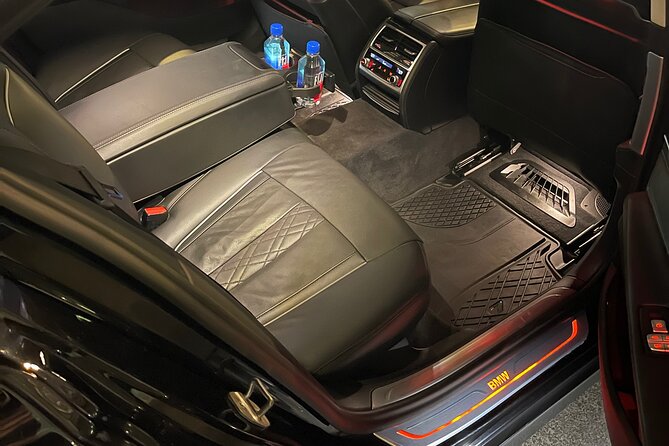 First Class Transfer NYC Airports (JFK, LGA, EWR) - NYC Anywhere