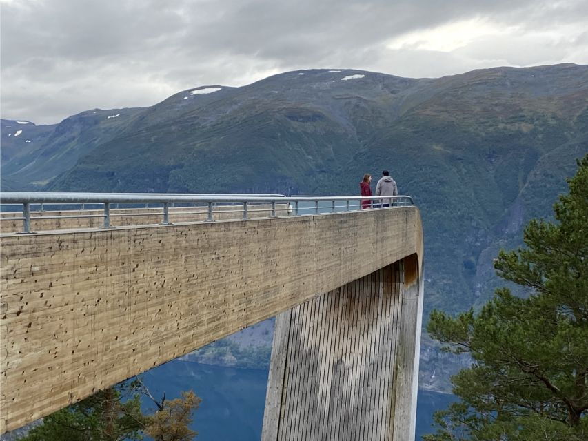 Flam: Guided Shore Excursion With Port Pickup and Drop-Off