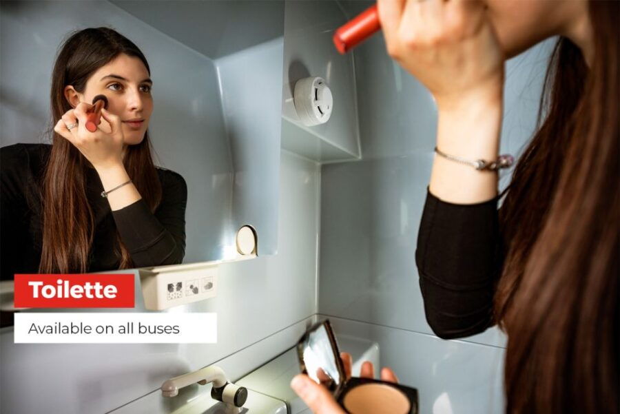 Florence: Bus Transfer To/From Rome With Wi-Fi and Sockets - Good To Know