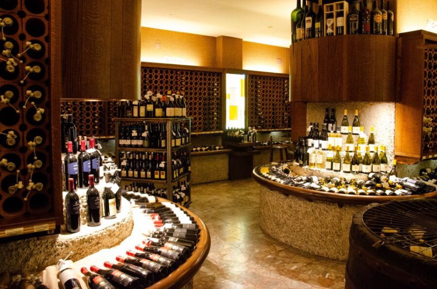 Florence: History Walking Tour With Wine Tasting - Good To Know